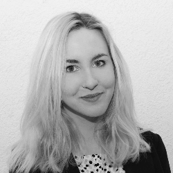 Алёна Куракова