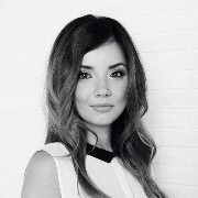 <b>Марина Токунова</b>